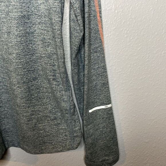 Nike DriFit Gray and Peach Orange Quarter-Zip Pullover Thumbholes Size Small - Picture 4 of 9